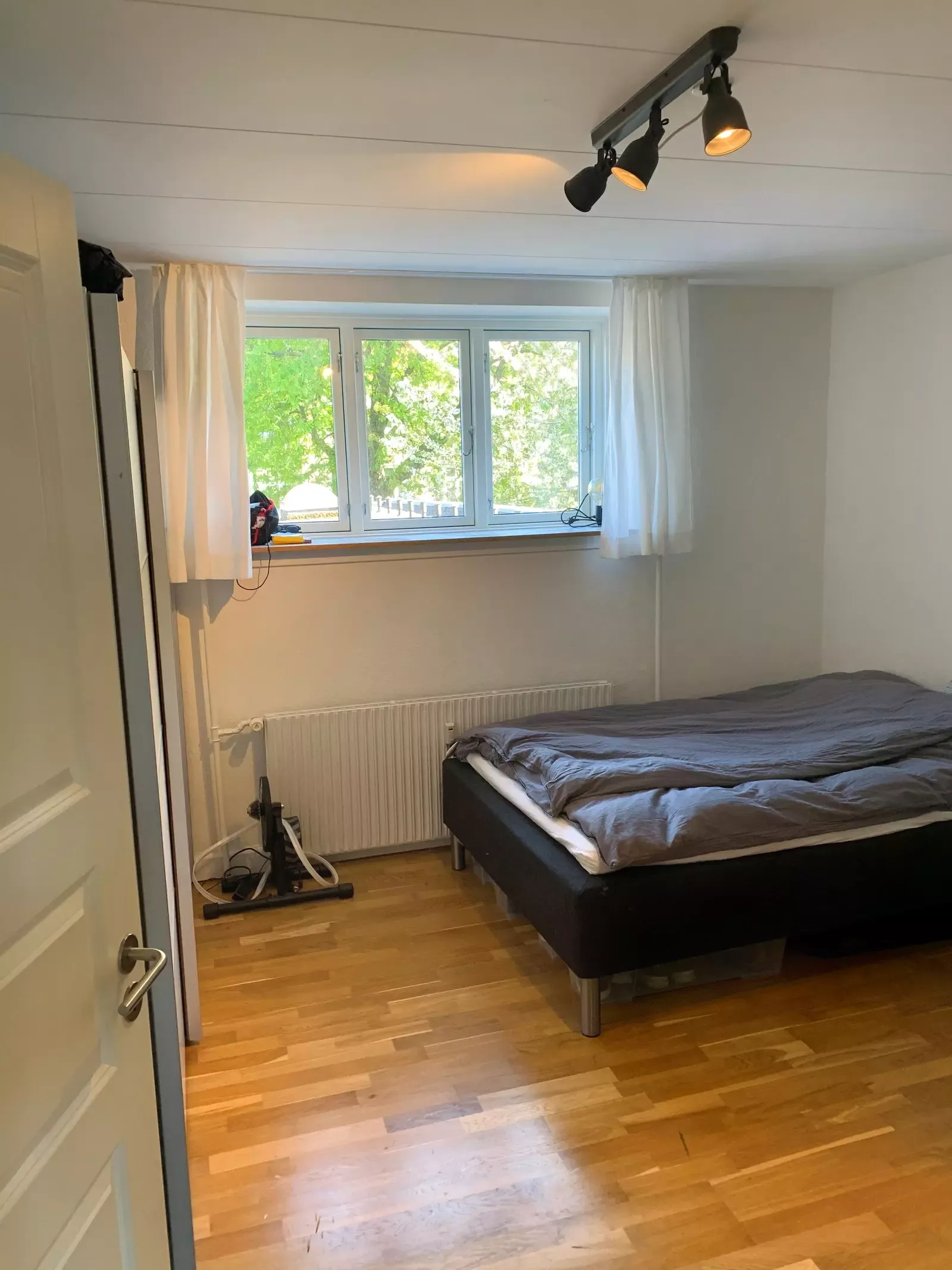 Lys 2-værelses på 52 m2 med parkerings mulighed