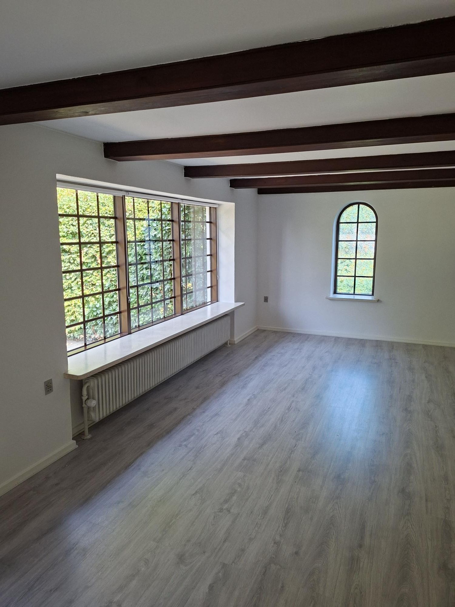 Hyggeligt hus på landet udlejes.