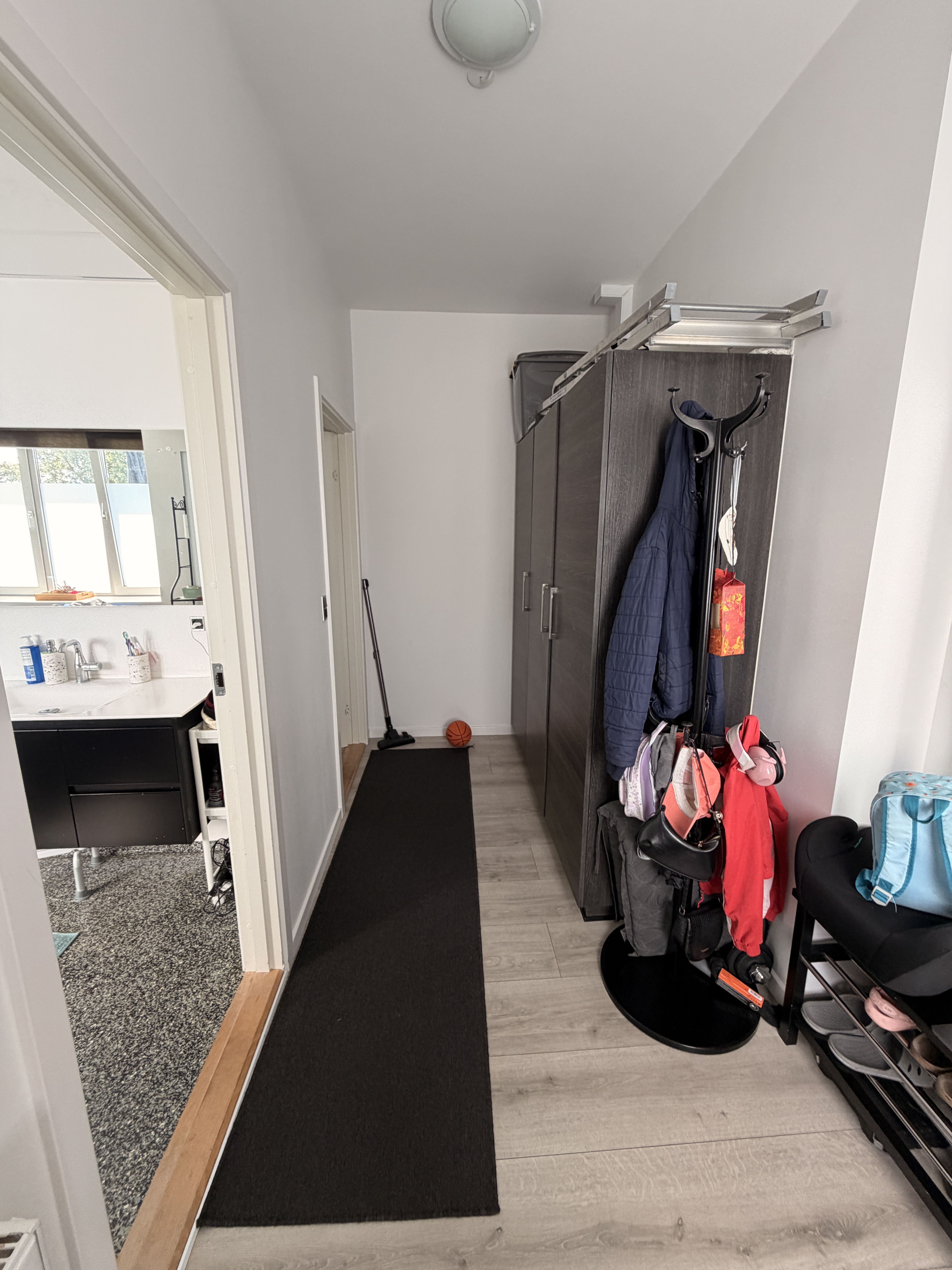 Stor lys lejlighed centralt i Ikast 