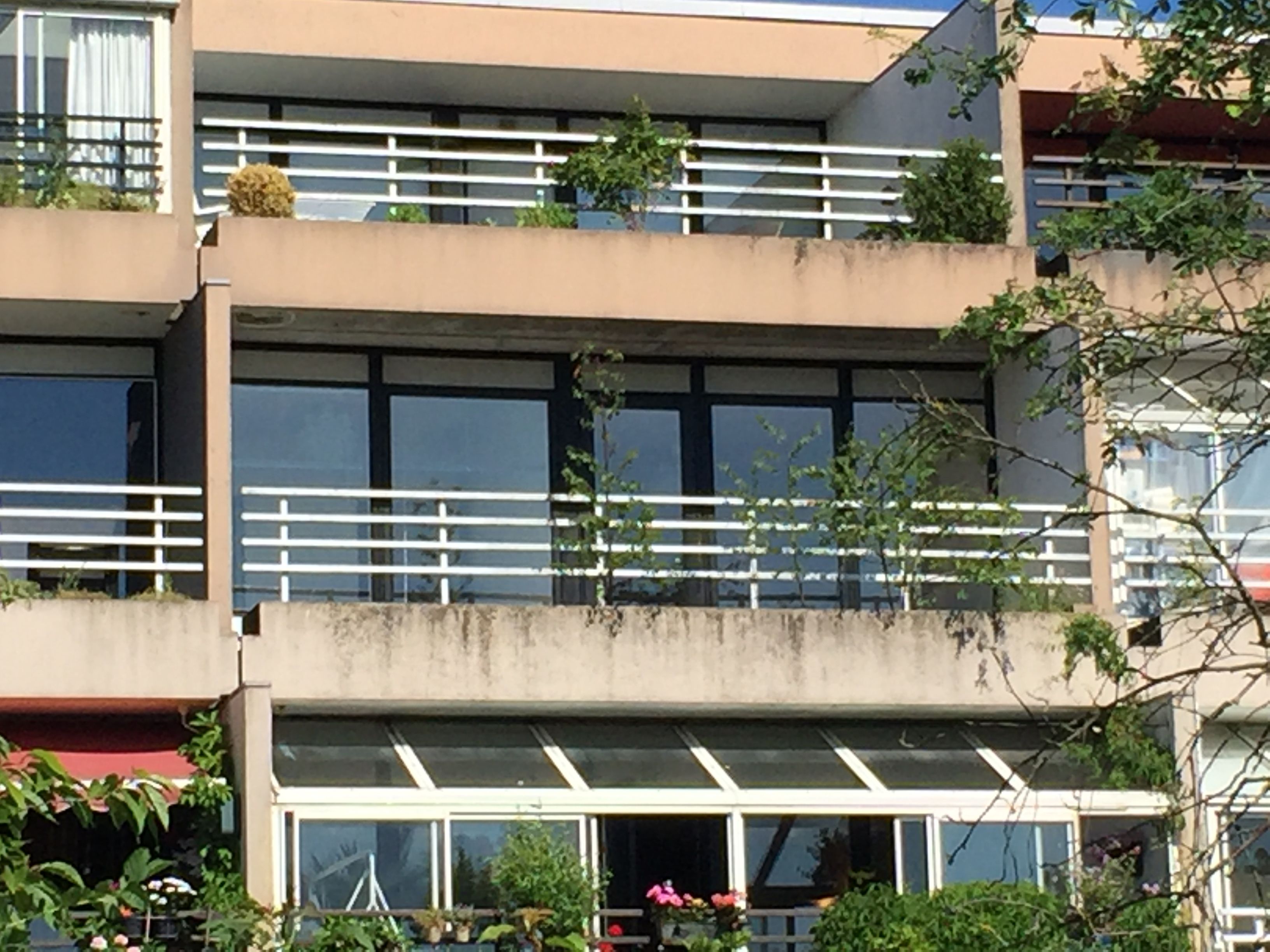 Furnished 2 room 