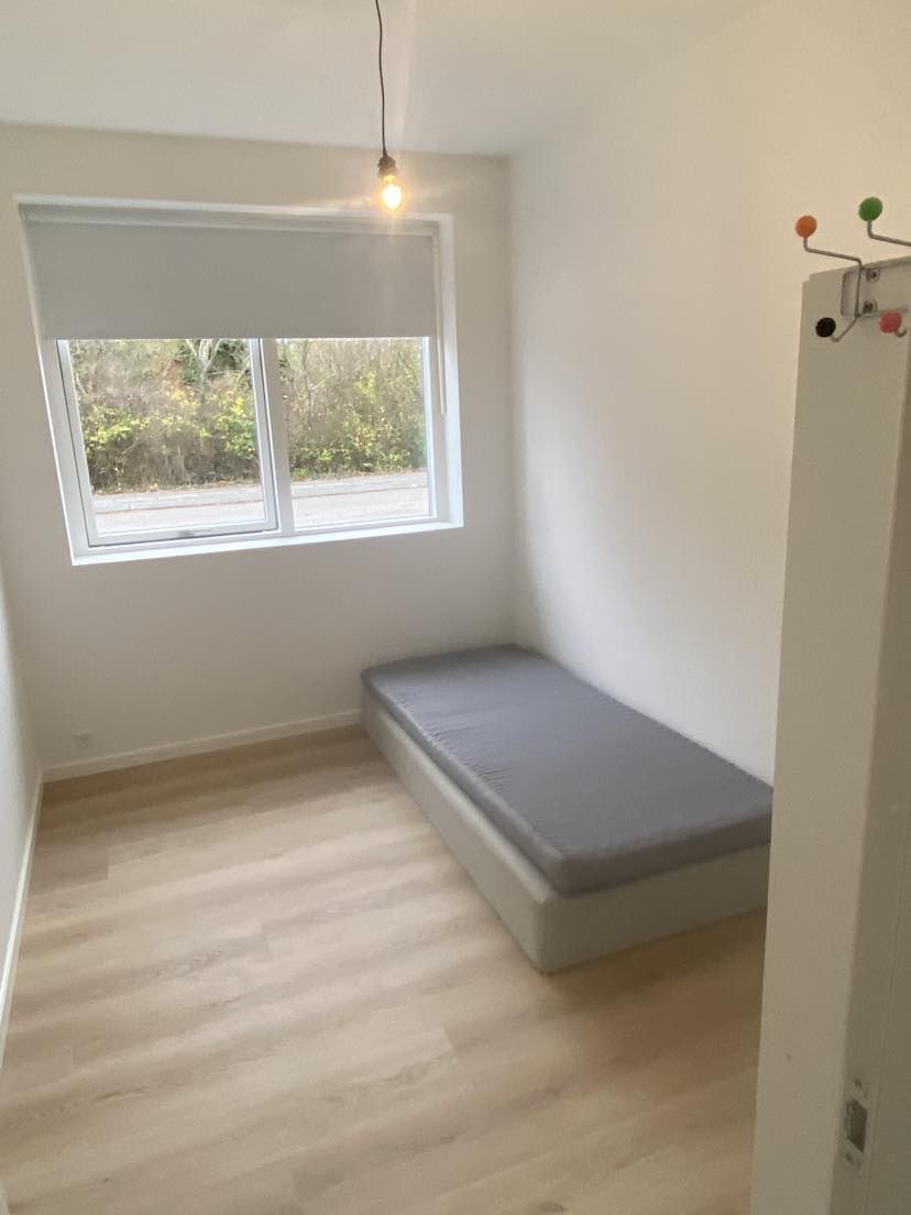 Comfortable room close to metro in a New House for Rent 