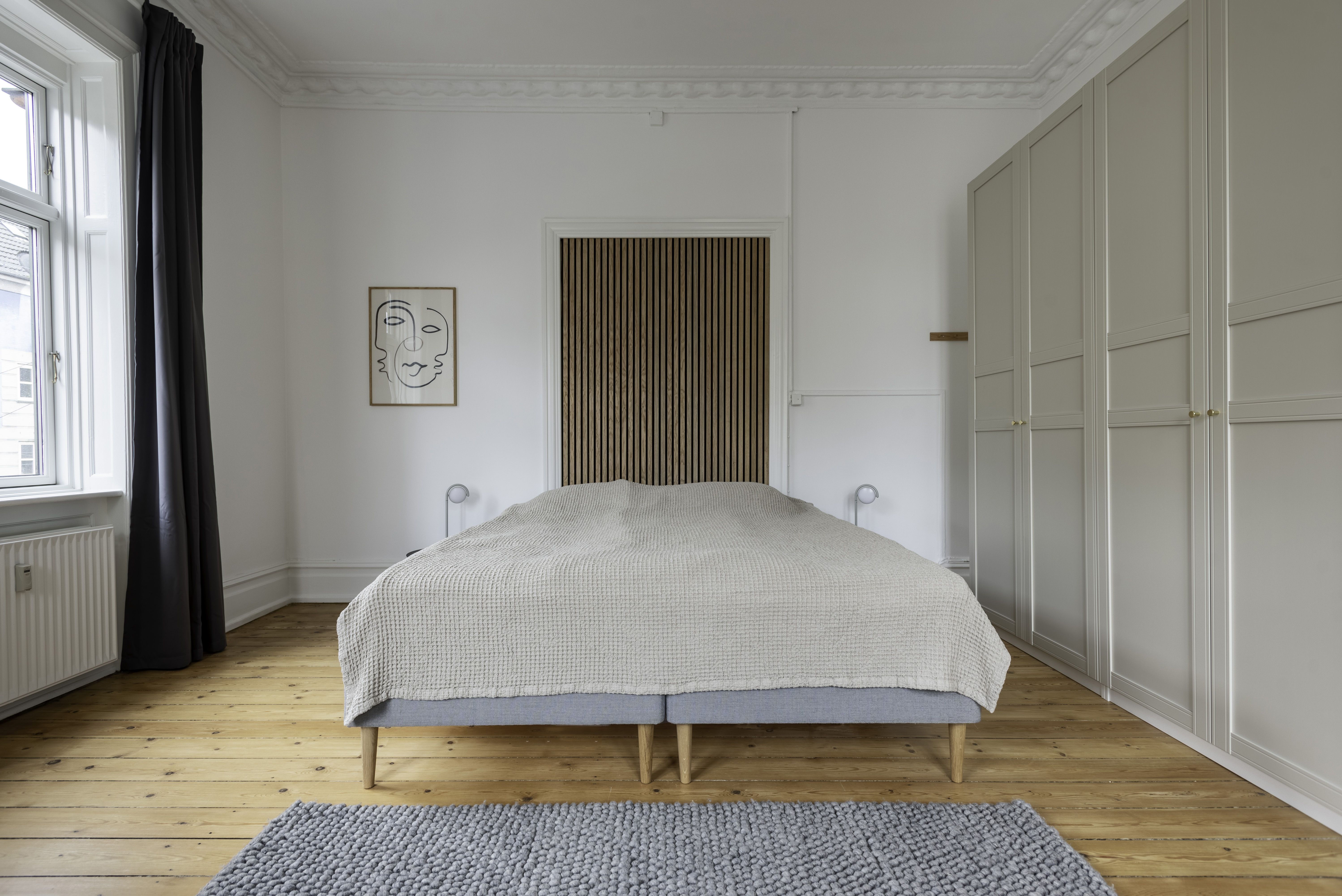 Furnished co-living apartment for working professionals