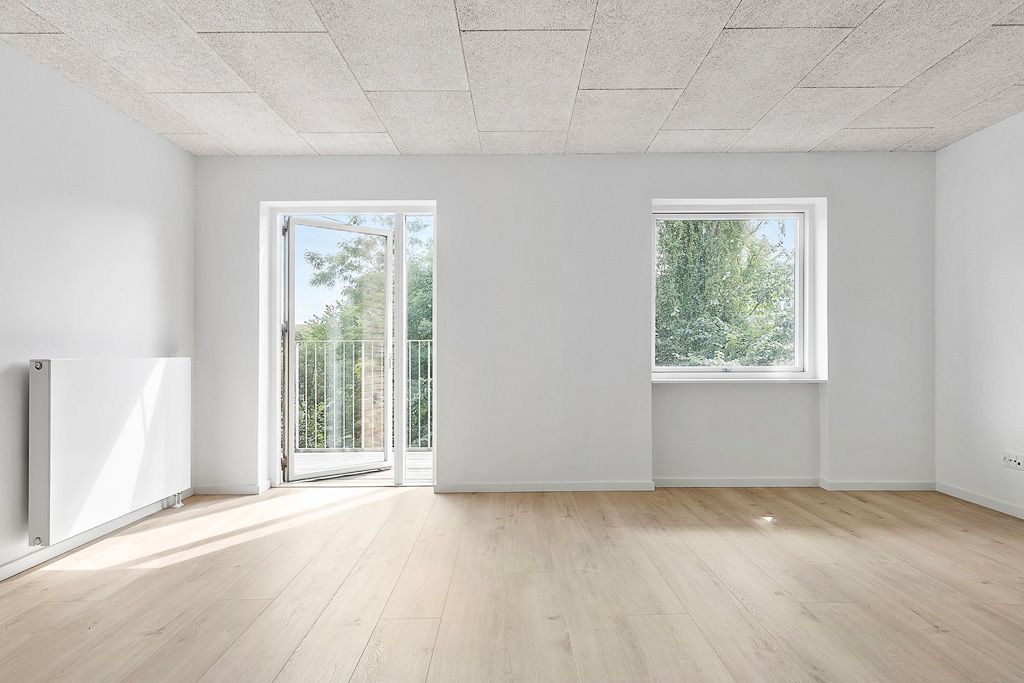 Flot nyere lejlighed lige ved Gethersparken med altan og elevator