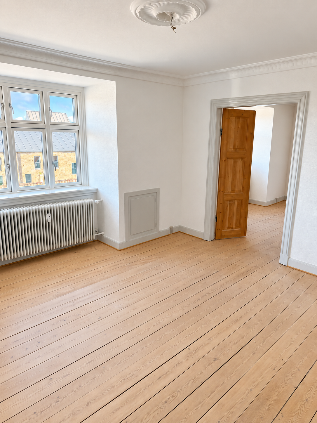 HELT NYT KØKKEN OG BAD - FULLY RENOVATED