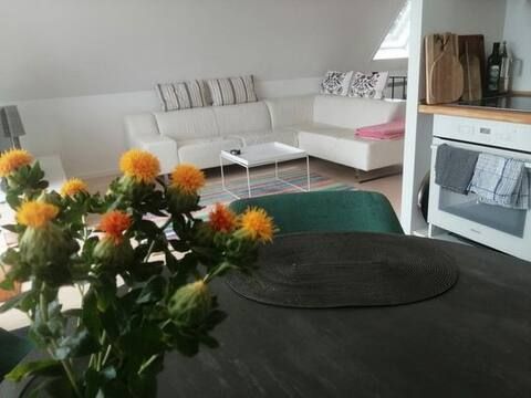Flat next to the beach with stunning seaviews