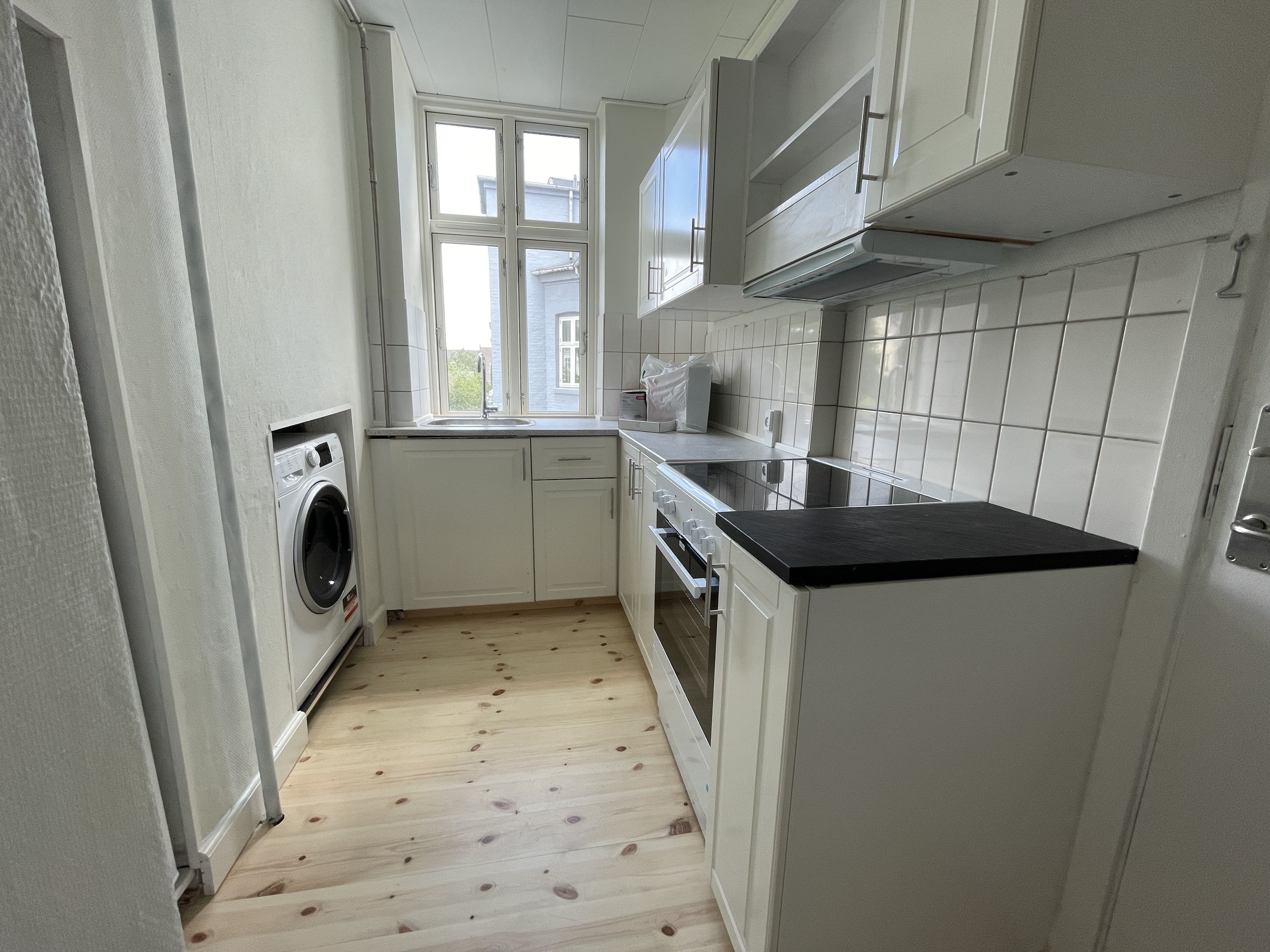 Fully Furnished Two-Bedroom Apartment Available – Østerbro