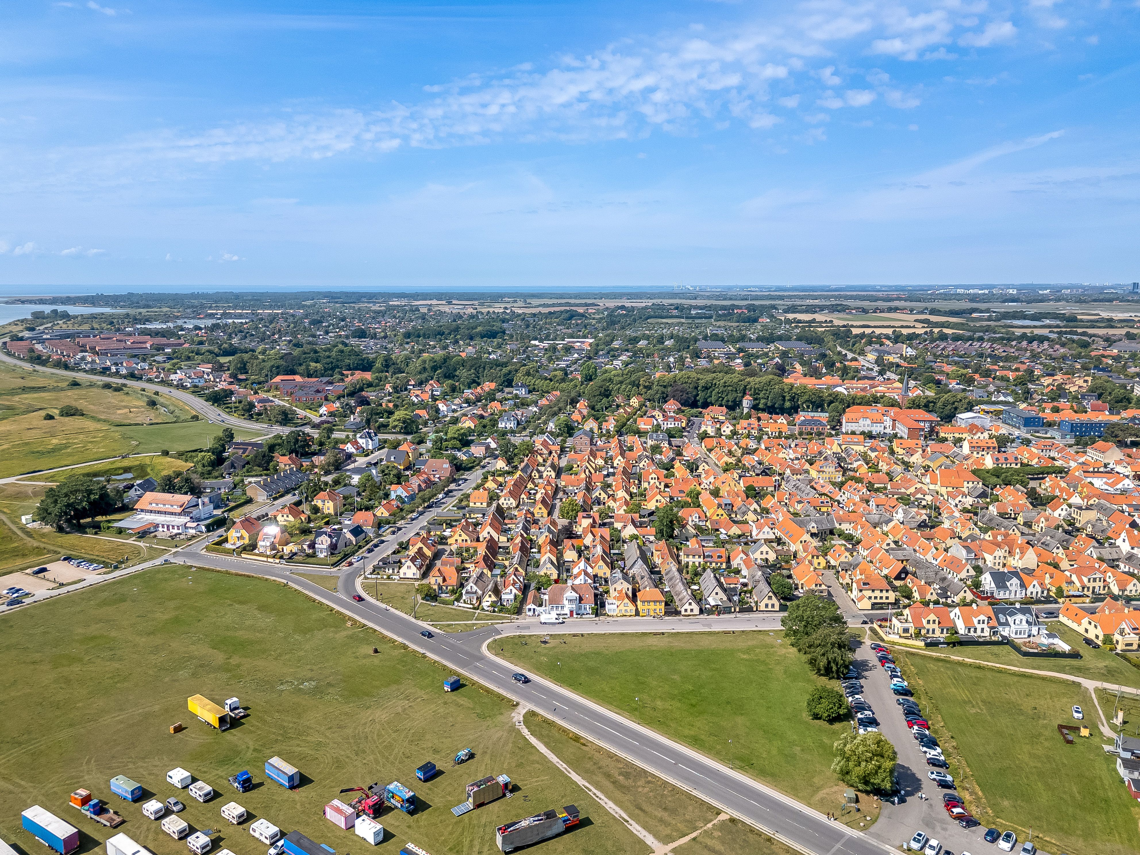 Unique and Charming Townhouse for Rent in the Heart of Dragør / Unikt og charmerende byhus til leje i hjertet af Dragør