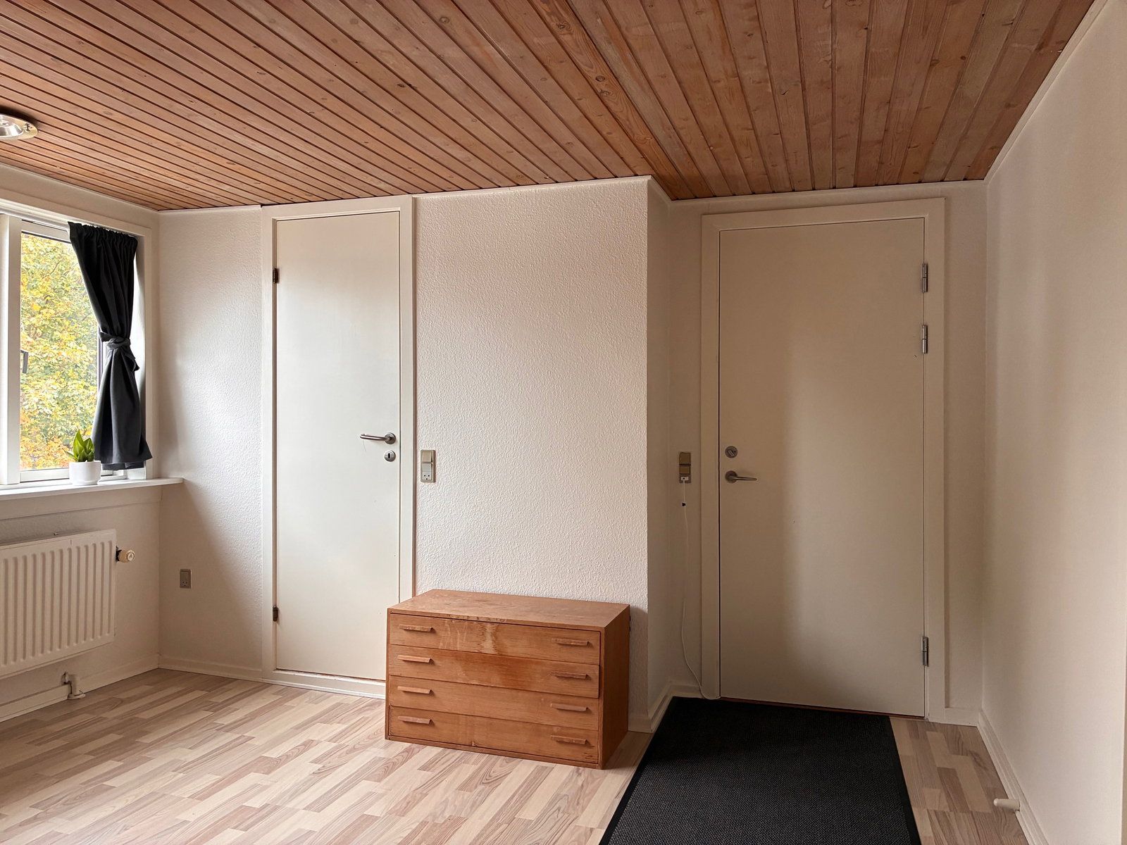 2 værelser på 45 m2 med eget køkken og badeværelse