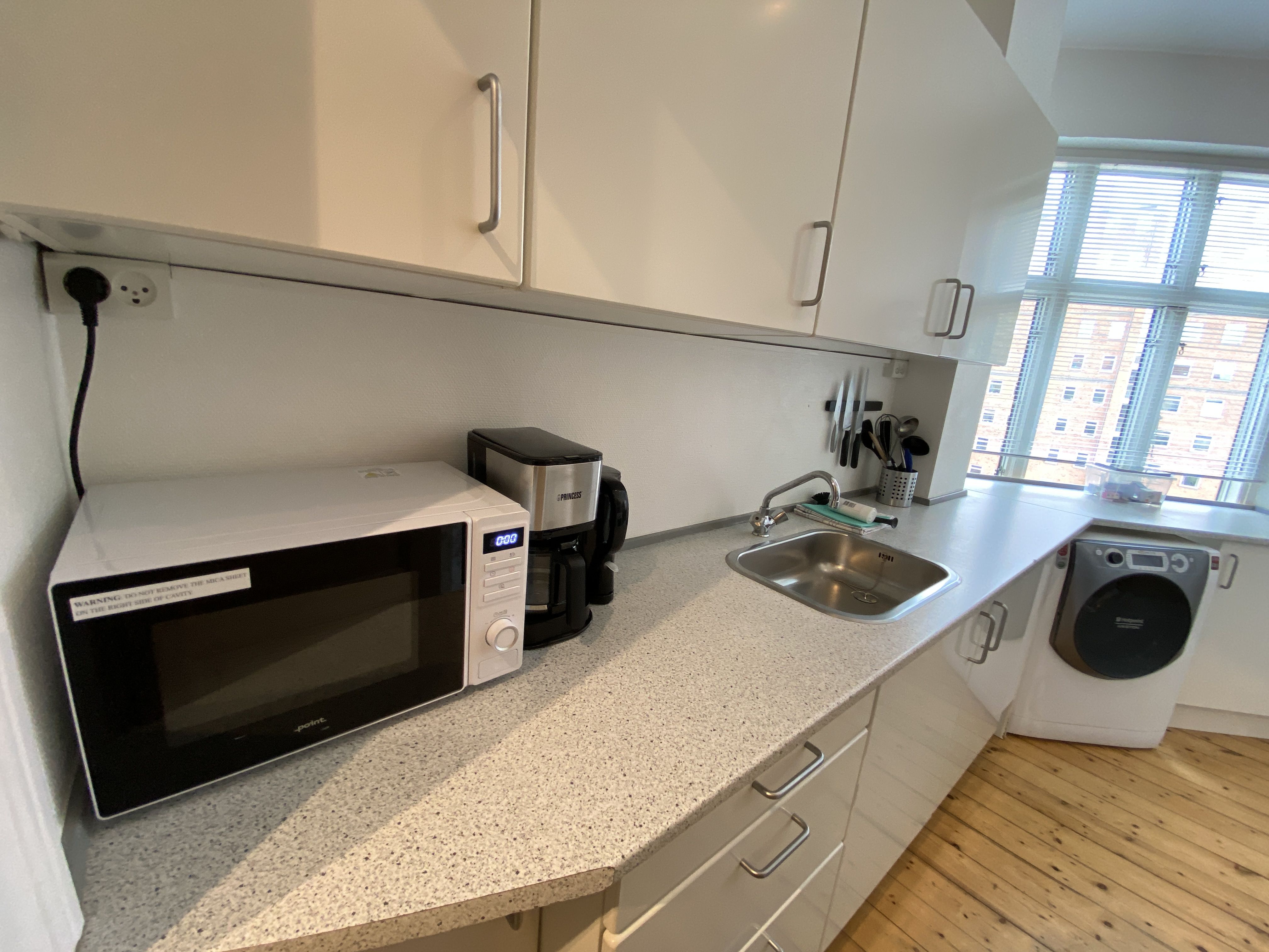 1 year lease furnished apartment