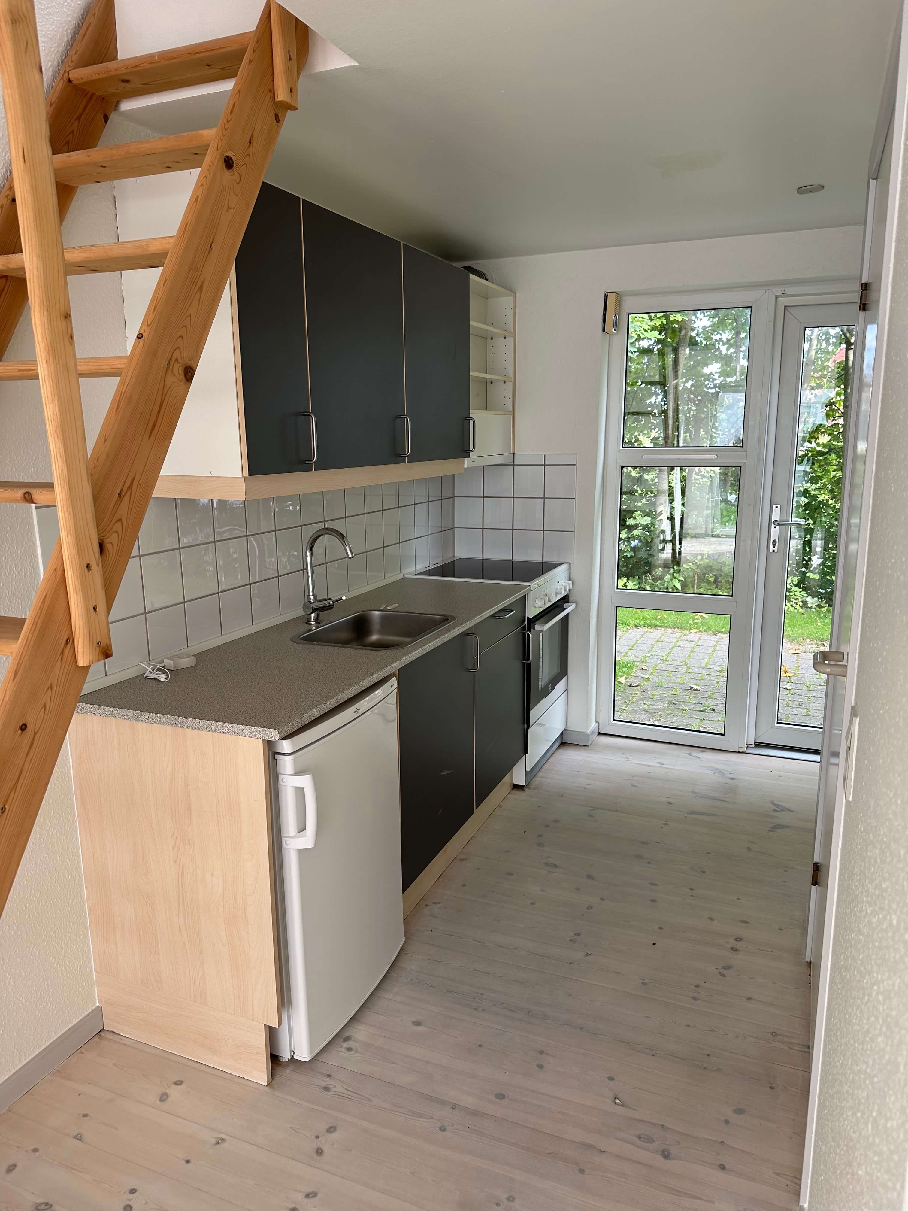 Fin 1- værelses lejlighed med hems og terrasse, photo 2