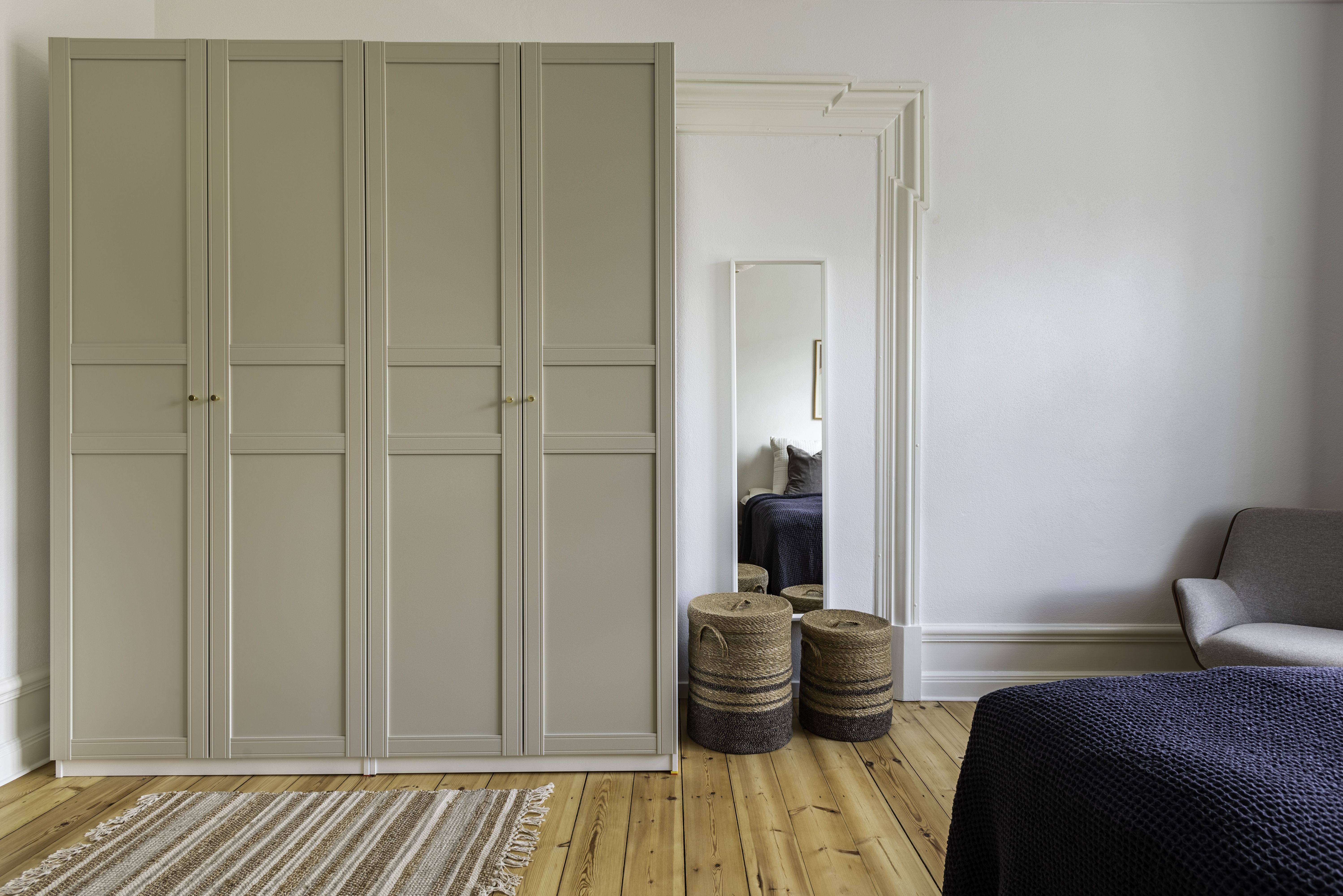 Furnished co-living apartment for working professionals