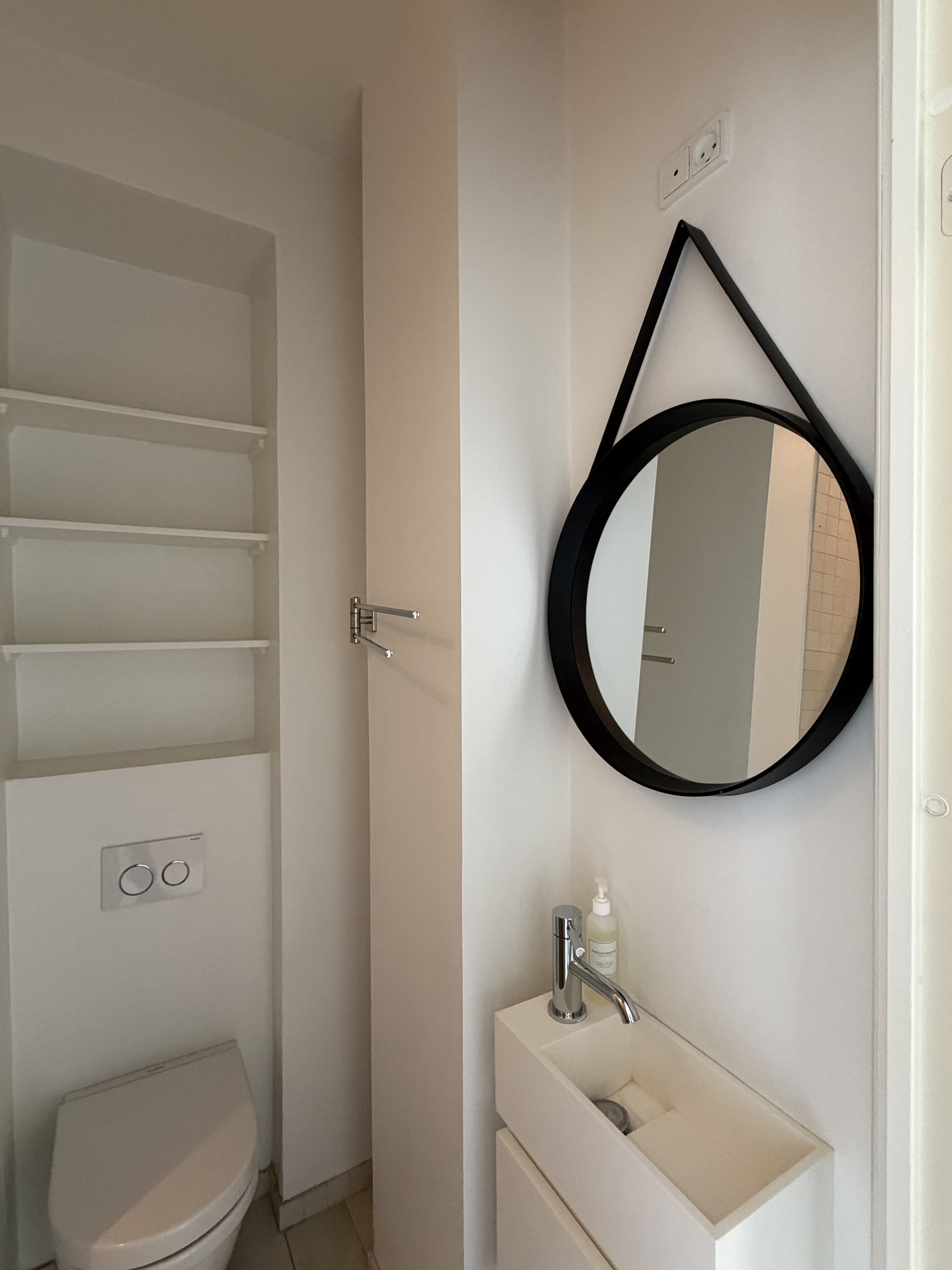one-bedroom furnished apartment in Hellerup
