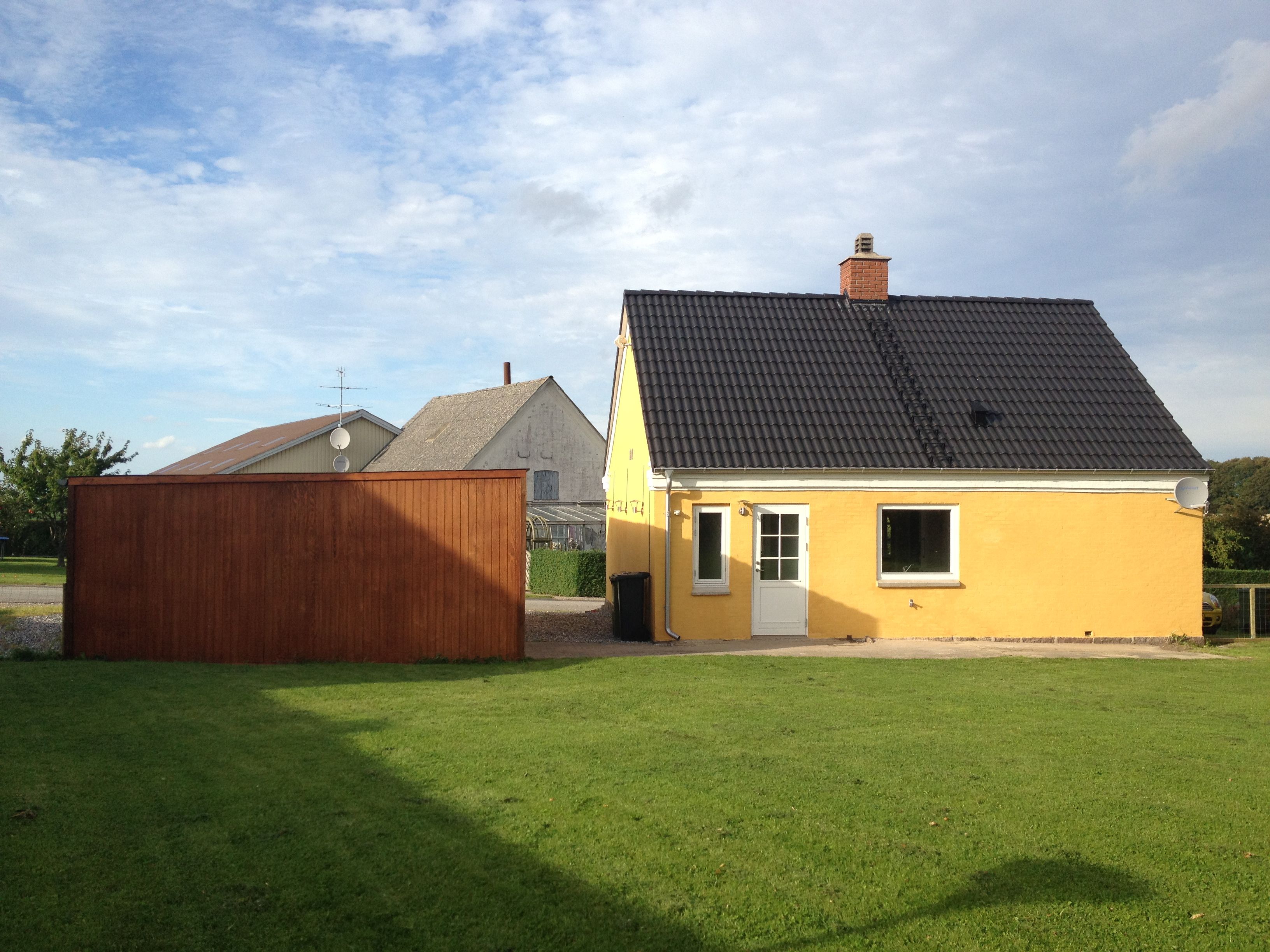 Hyggeligt hus med stor have