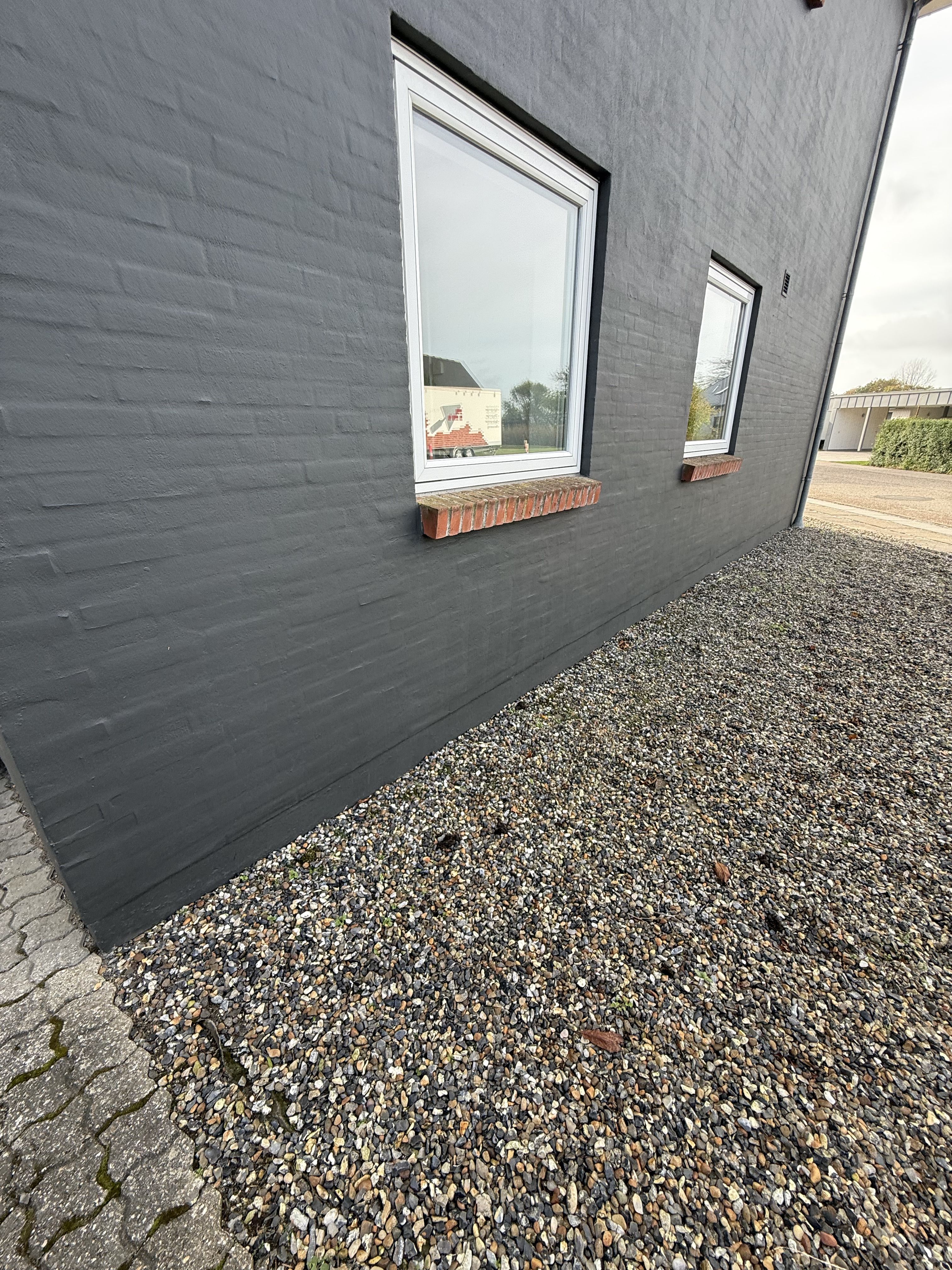 SKØN STUELEJLIGHED MED STOR TERRASSE