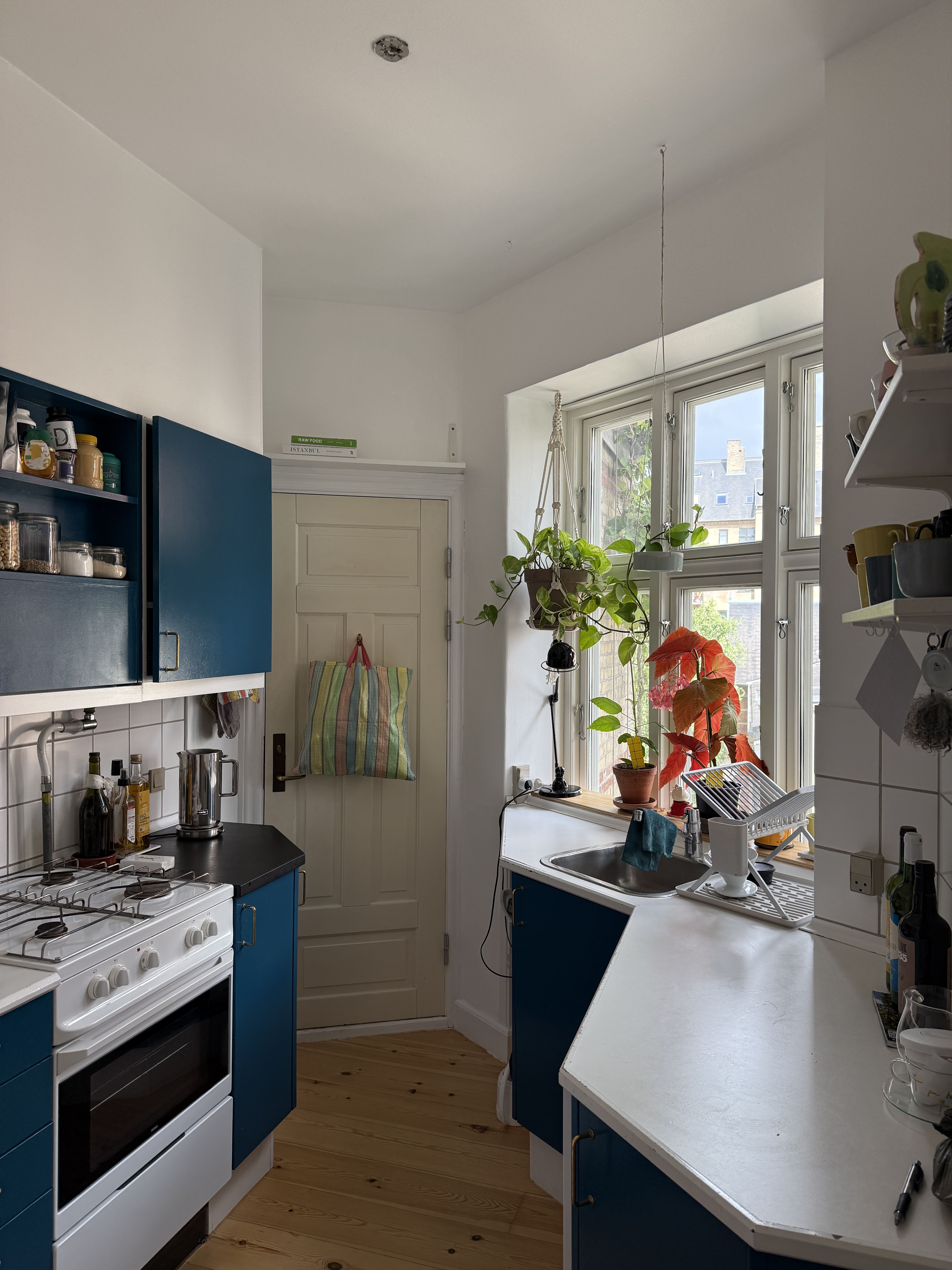 2v på Vesterbro med altan, fælles tagterrasse og grønt gårdanlæg 