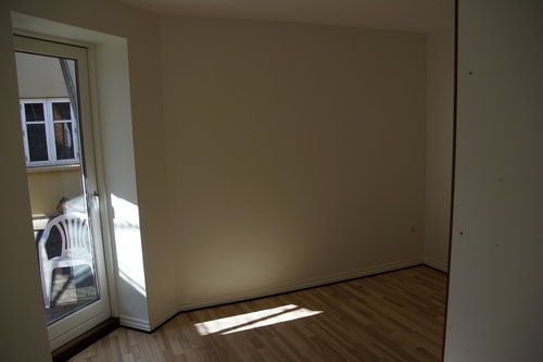2 vær nyrenoveret lejlighed 