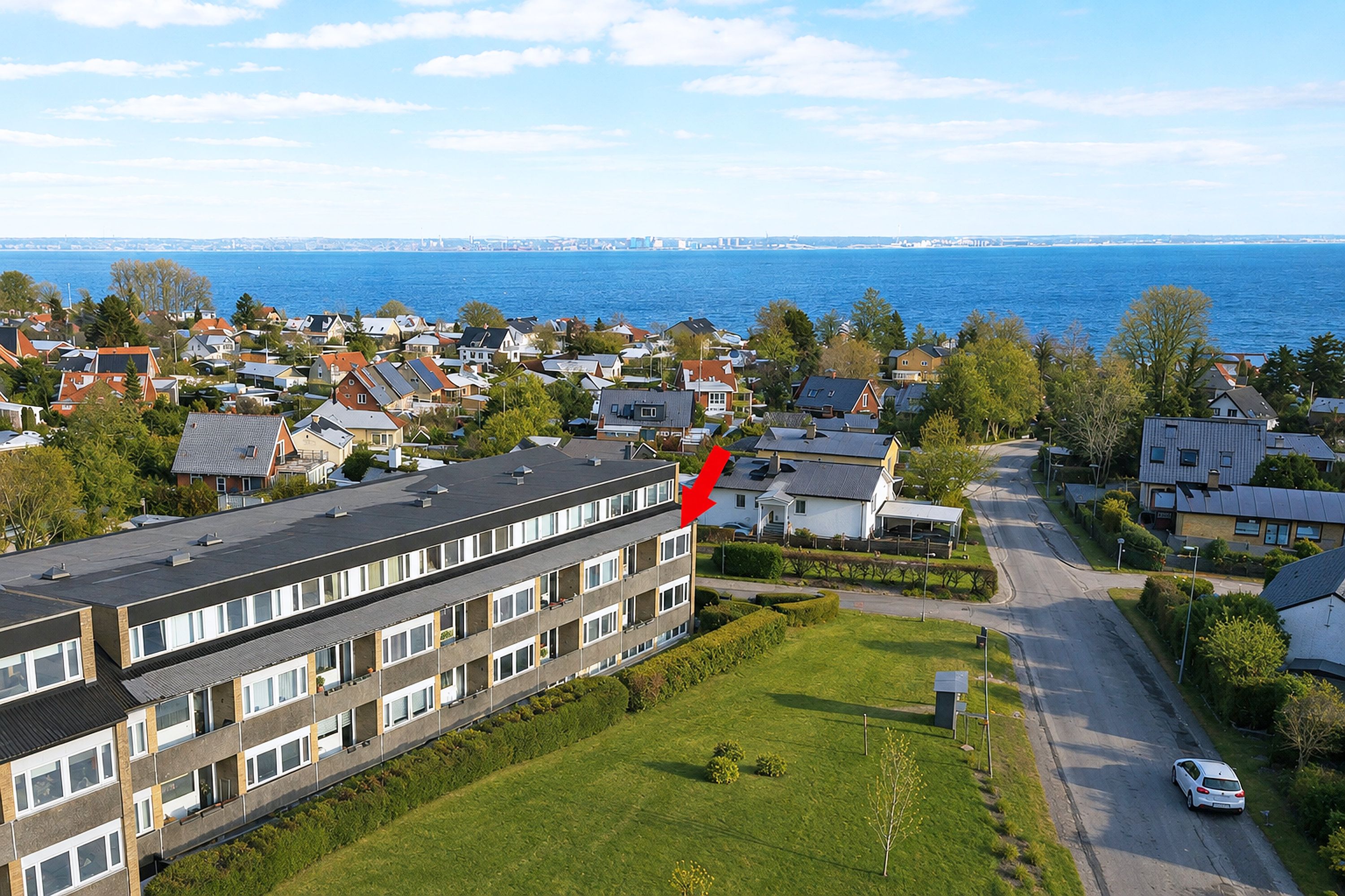 Ugeneret endelejlighed med flot udsigt
