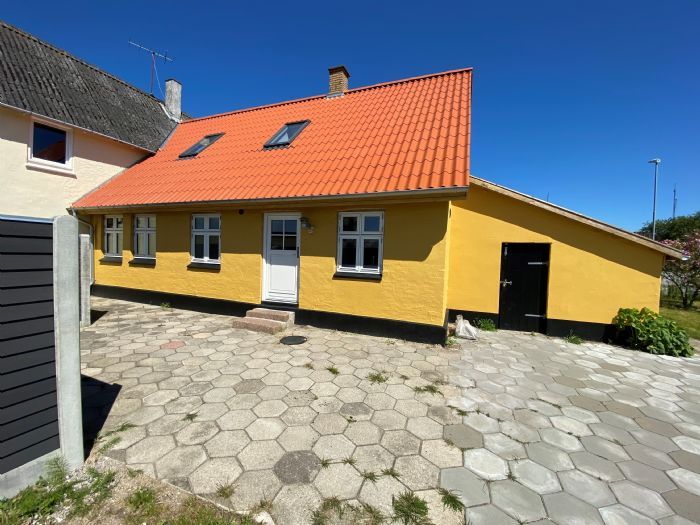 Total nyrenoveret byhus i Rosmus