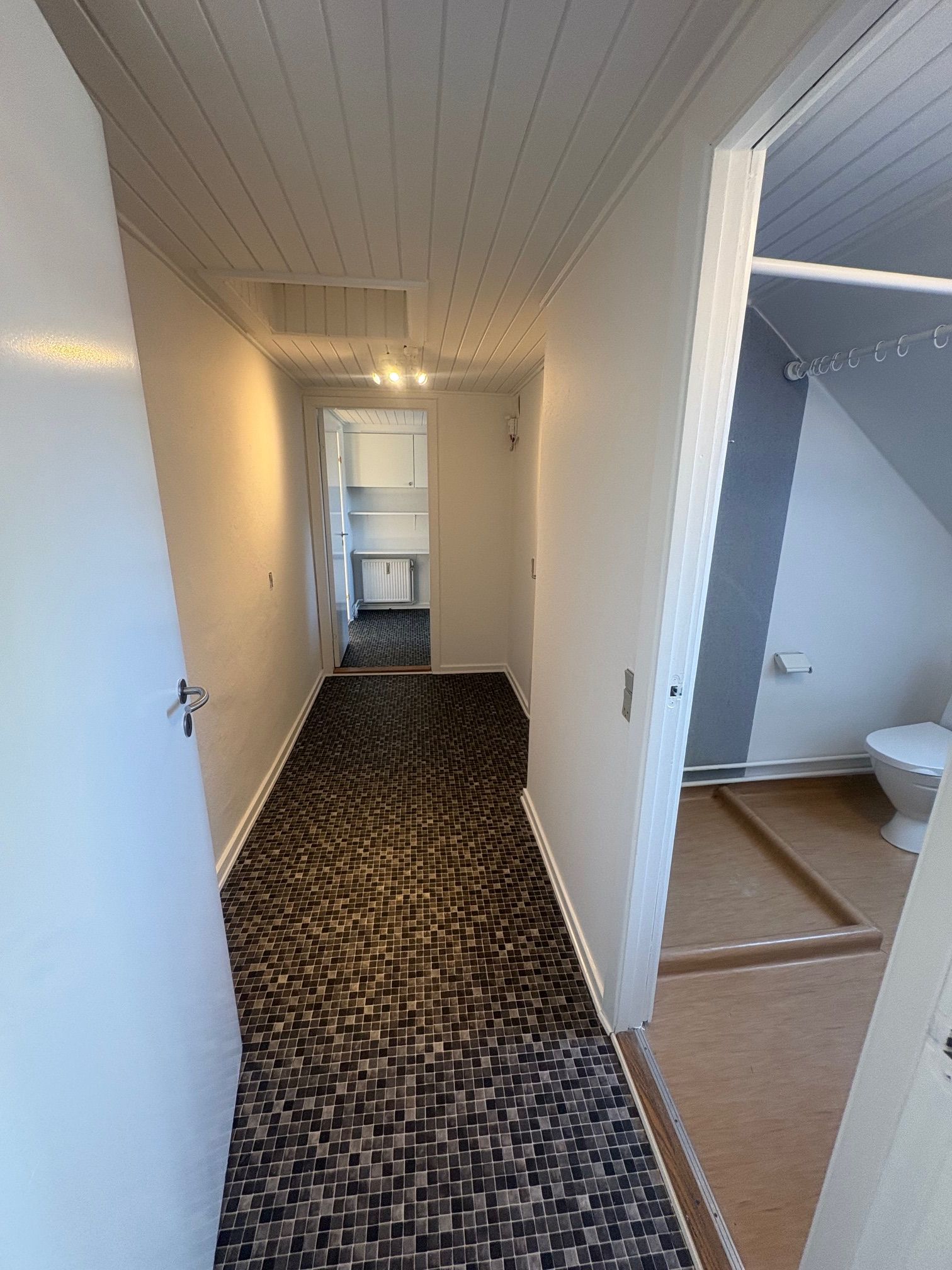 Central 4. værelses lejlighed
