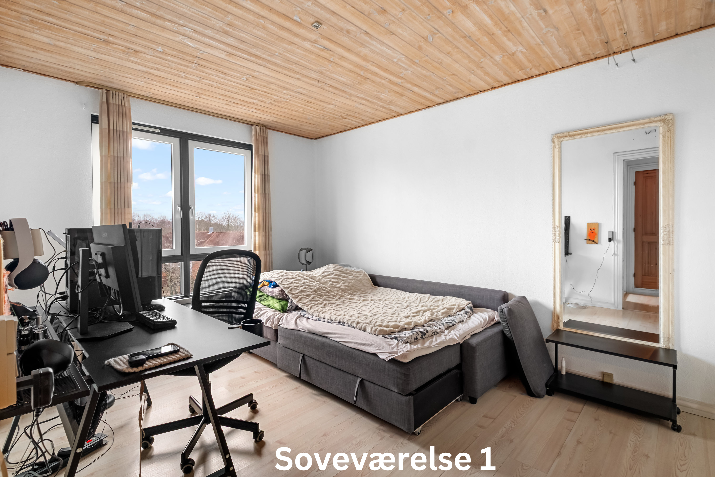 87 m² bolig + 9 m² lukket bonusrum | 4-værelses lejlighed