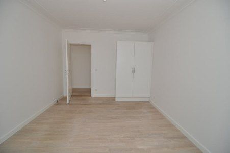 Flot 4V'er i Jernbanegade