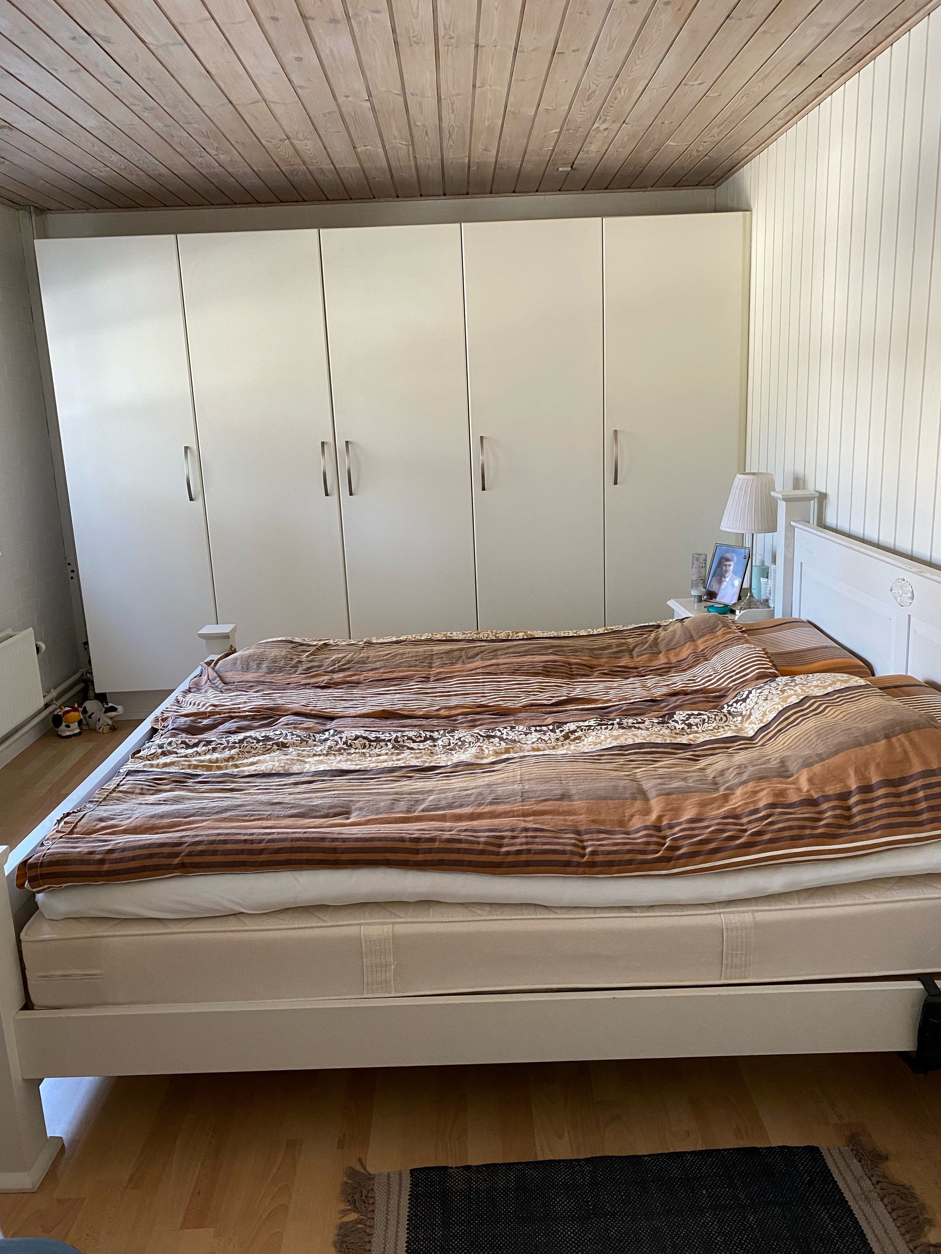 Dejlig, rummelig lejlighed i Hegedal Bakker