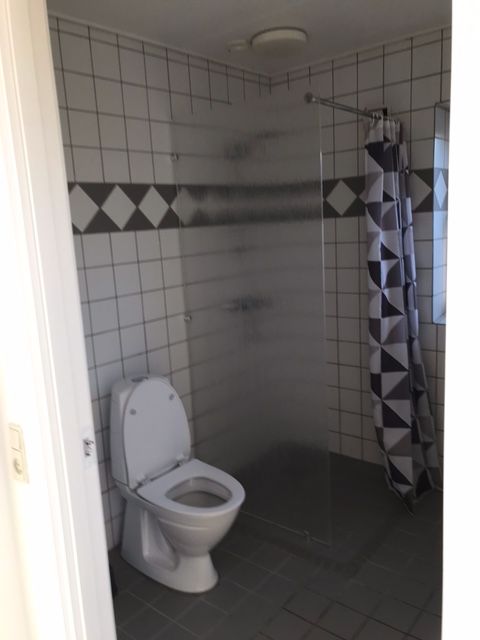 Stor nydelig 2. værelses lejlighed