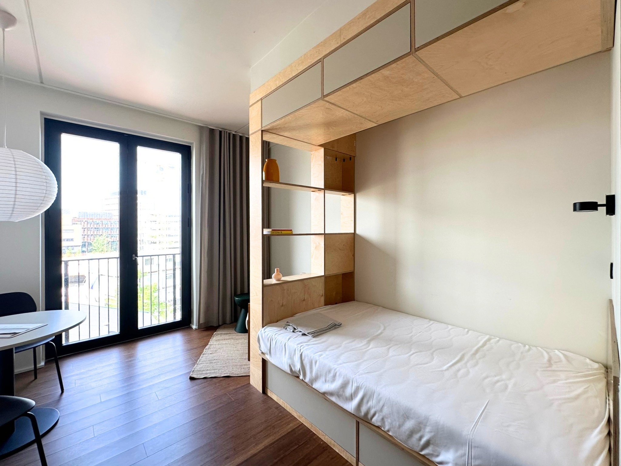 Furnished apartment for working professionals (short or long term)