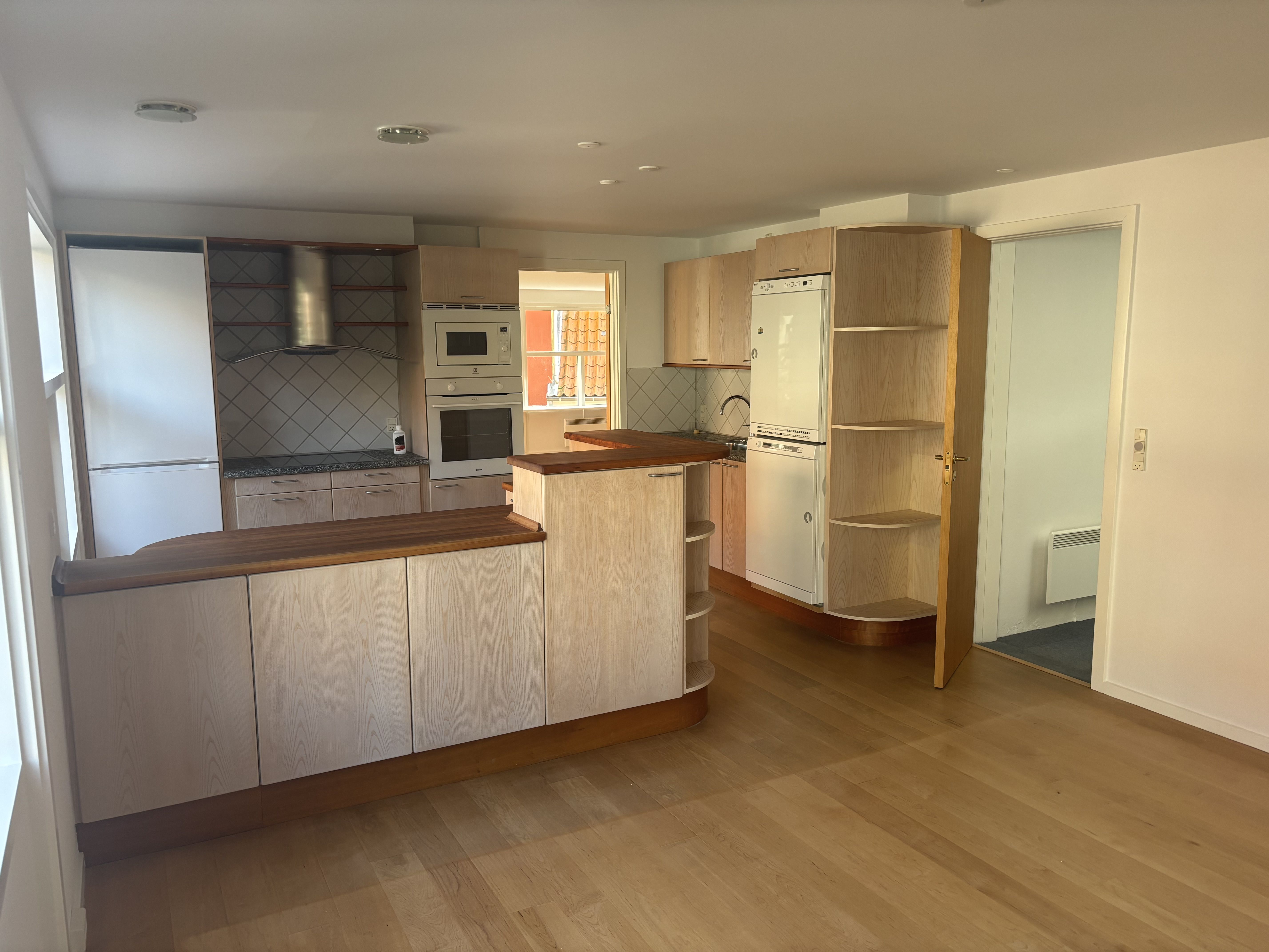 4 værelses lejlighed på 200 m2